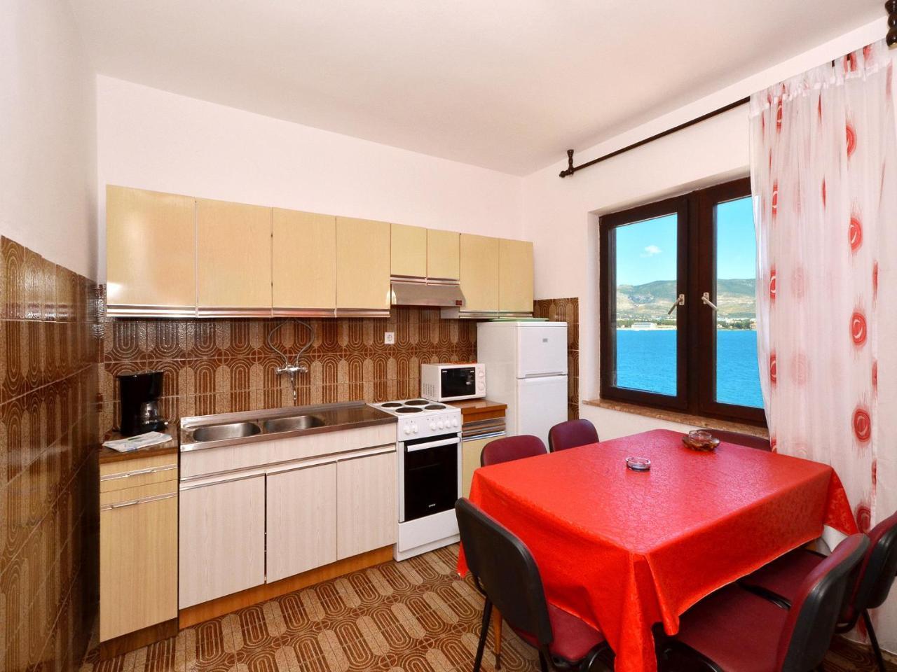 Apartments Josipa Trogir Exteriör bild
