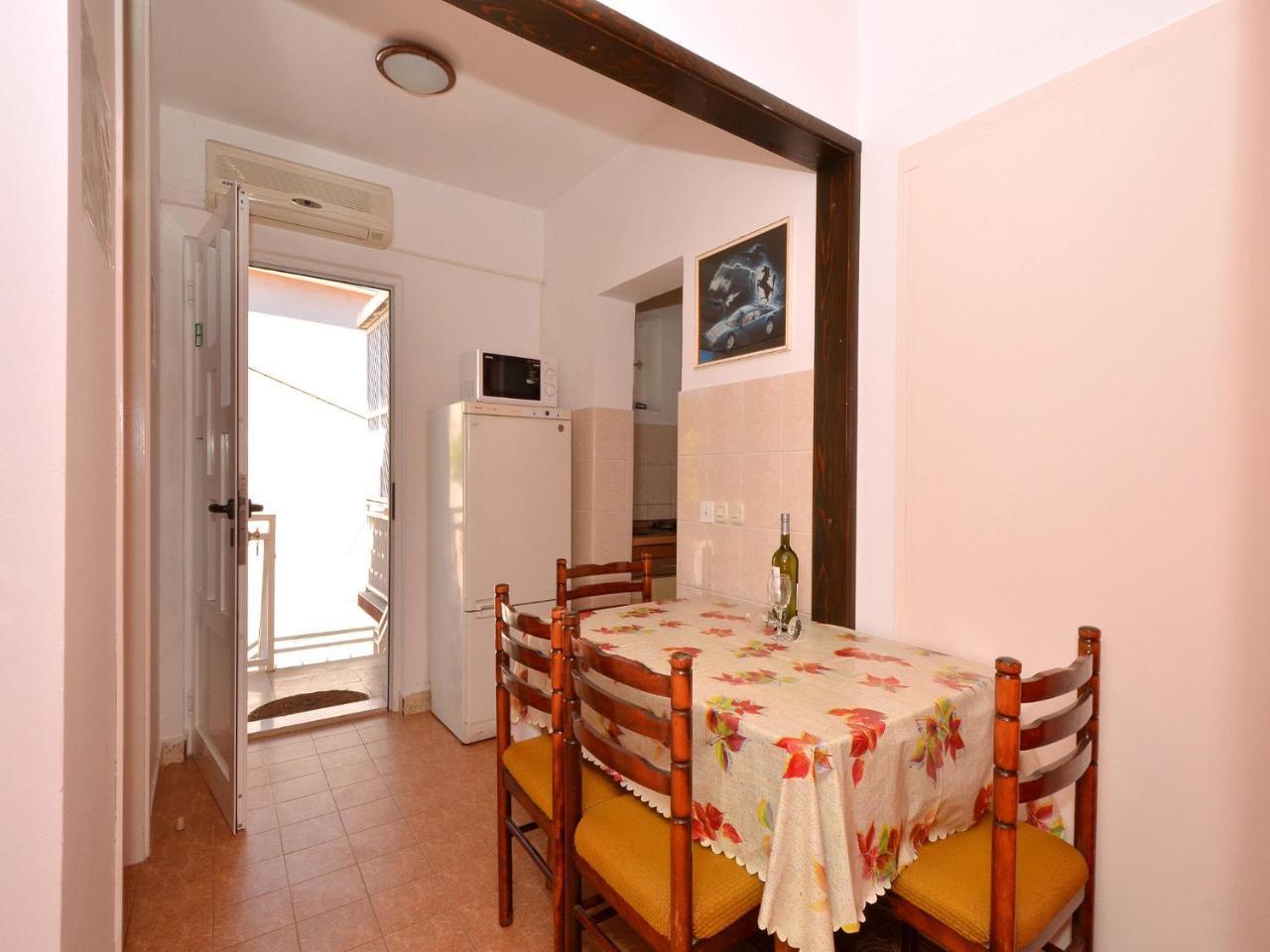Apartments Josipa Trogir Exteriör bild