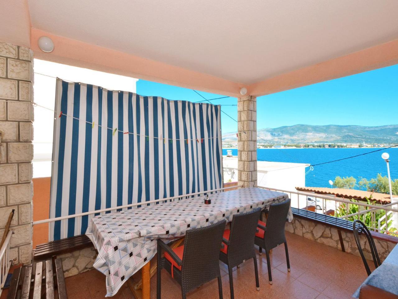Apartments Josipa Trogir Exteriör bild