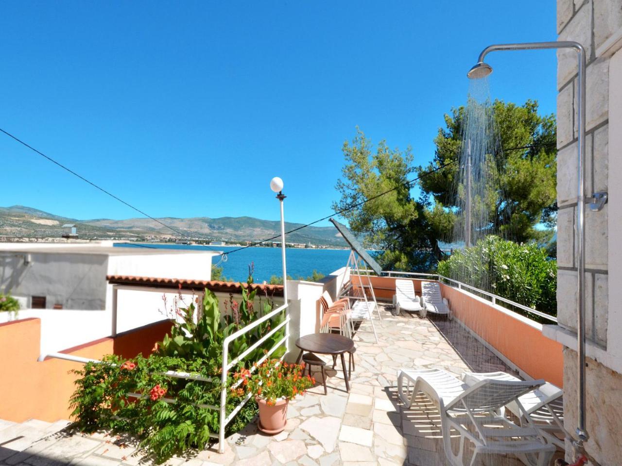 Apartments Josipa Trogir Exteriör bild