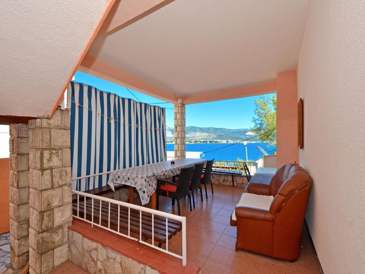 Apartments Josipa Trogir Exteriör bild