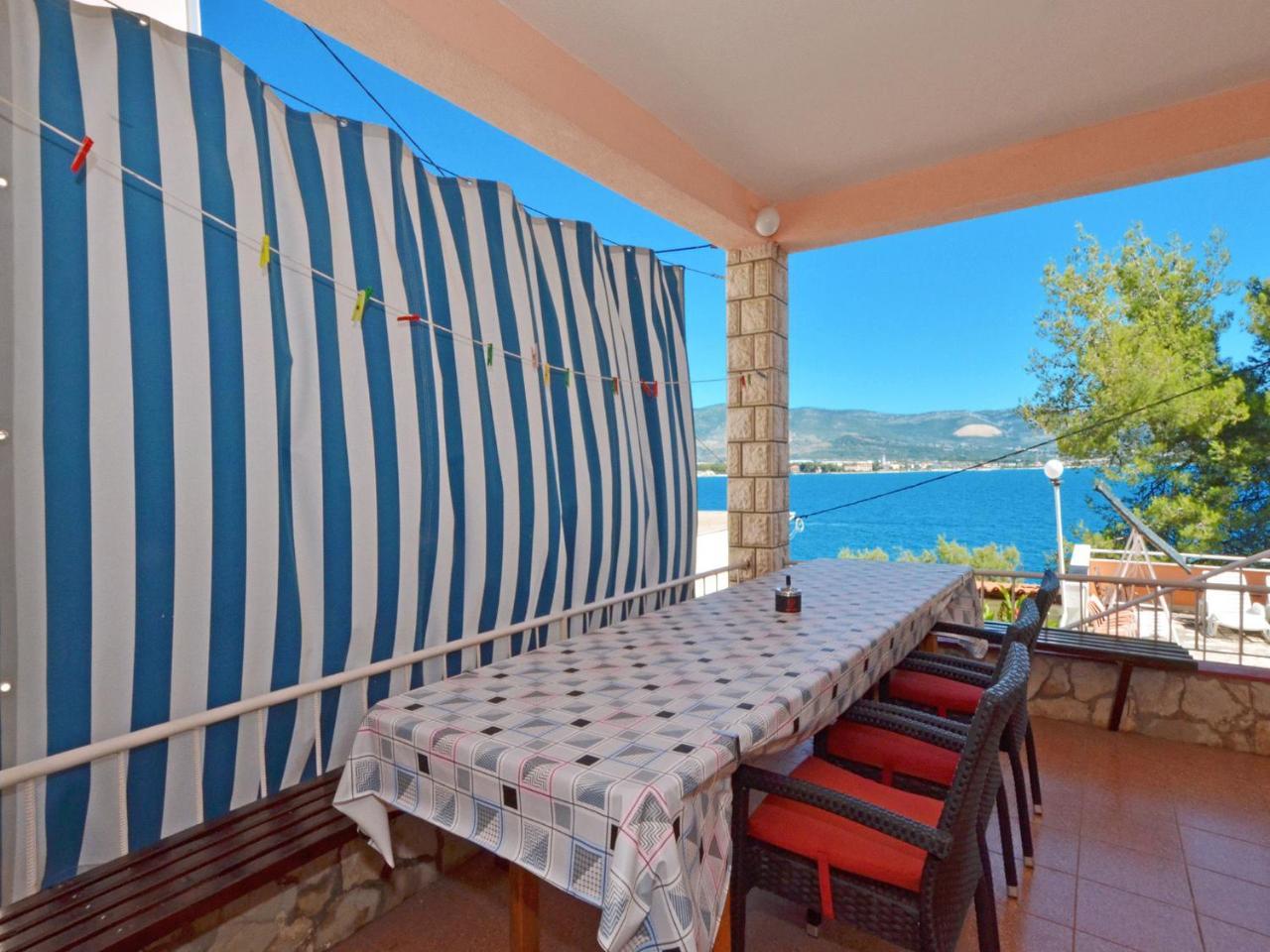 Apartments Josipa Trogir Rum bild