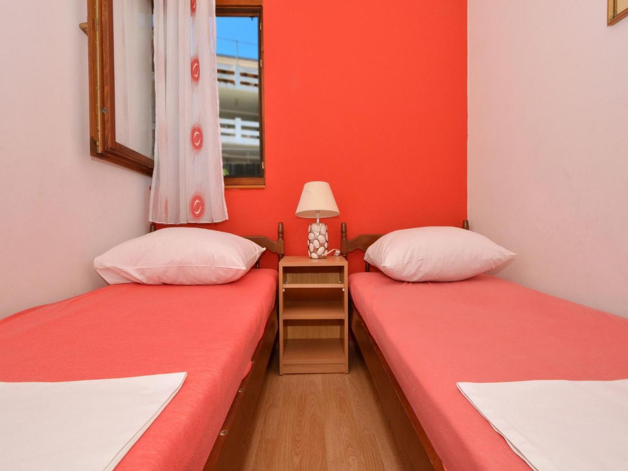 Apartments Josipa Trogir Exteriör bild